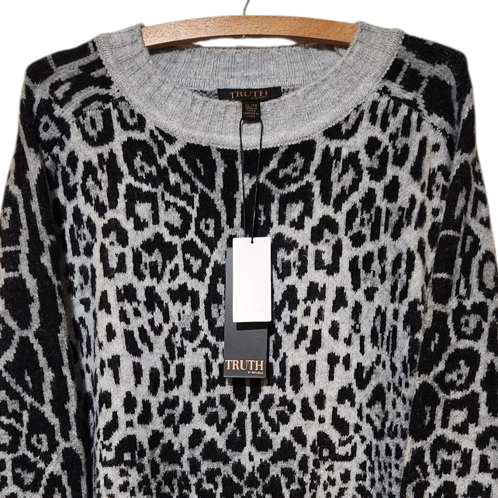 NEW Truth by Republic Leopard Print Sweater - Black and Gray Size XL - Picture 2 of 10